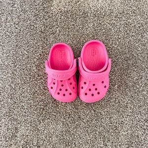 Toddler size 4 pink crocs